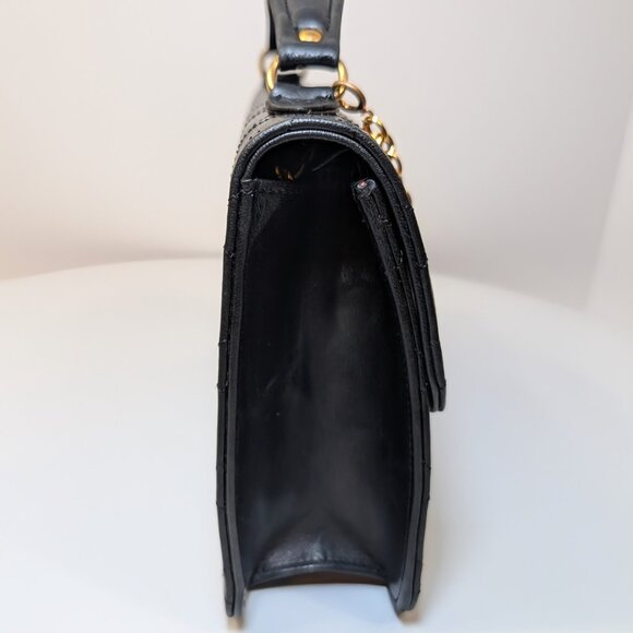 Chanel Vintage Black Lambskin Quilted Flap Bag with 31 Rue Cambon Medallion - Picture 8 of 16